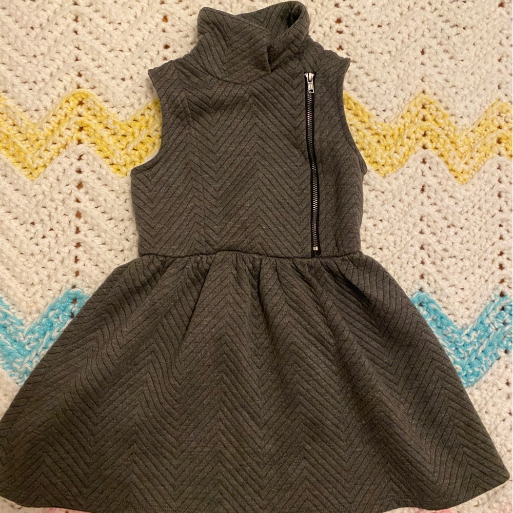 Zunie girls dress. Size 4